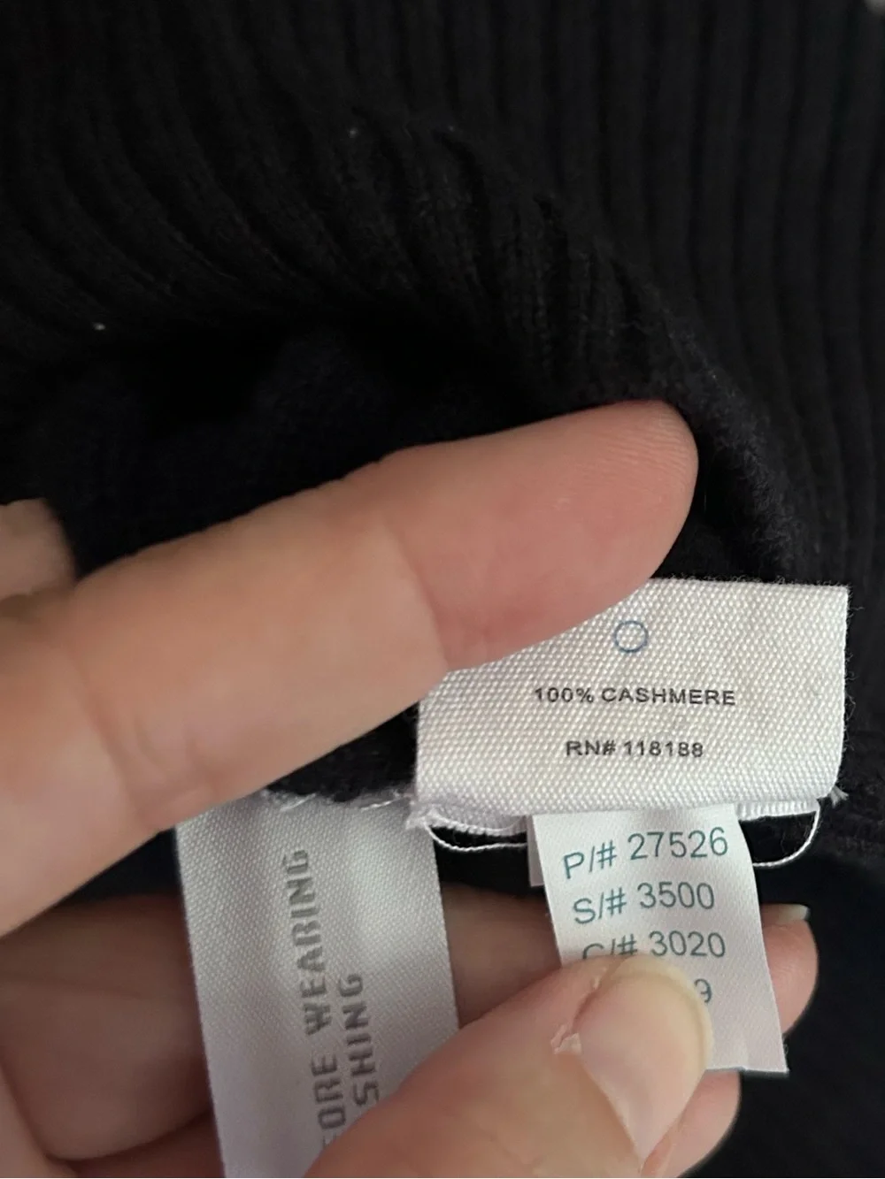 Martin + Osa 100% Cashmere V-Neck Sweater Men’s XXL Midnight Navy Soft